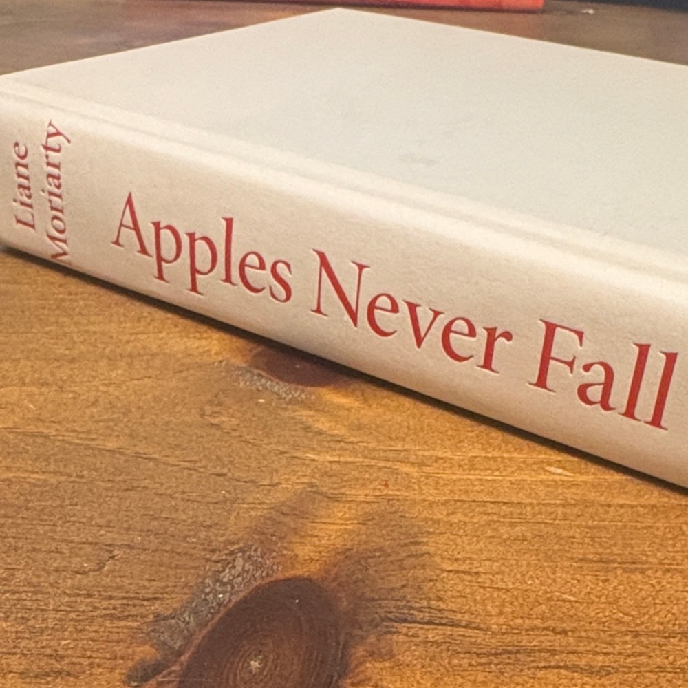 Apples Never Fall by Liane Moriarty